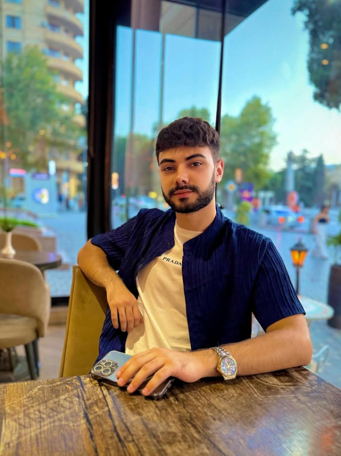 Фото менеджера